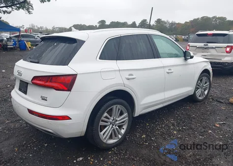2018 Audi Q5 2.0T Premium/2.0T Tech Premium z USA, uszkodzony, nr VIN WA1BNAFY1J2233298